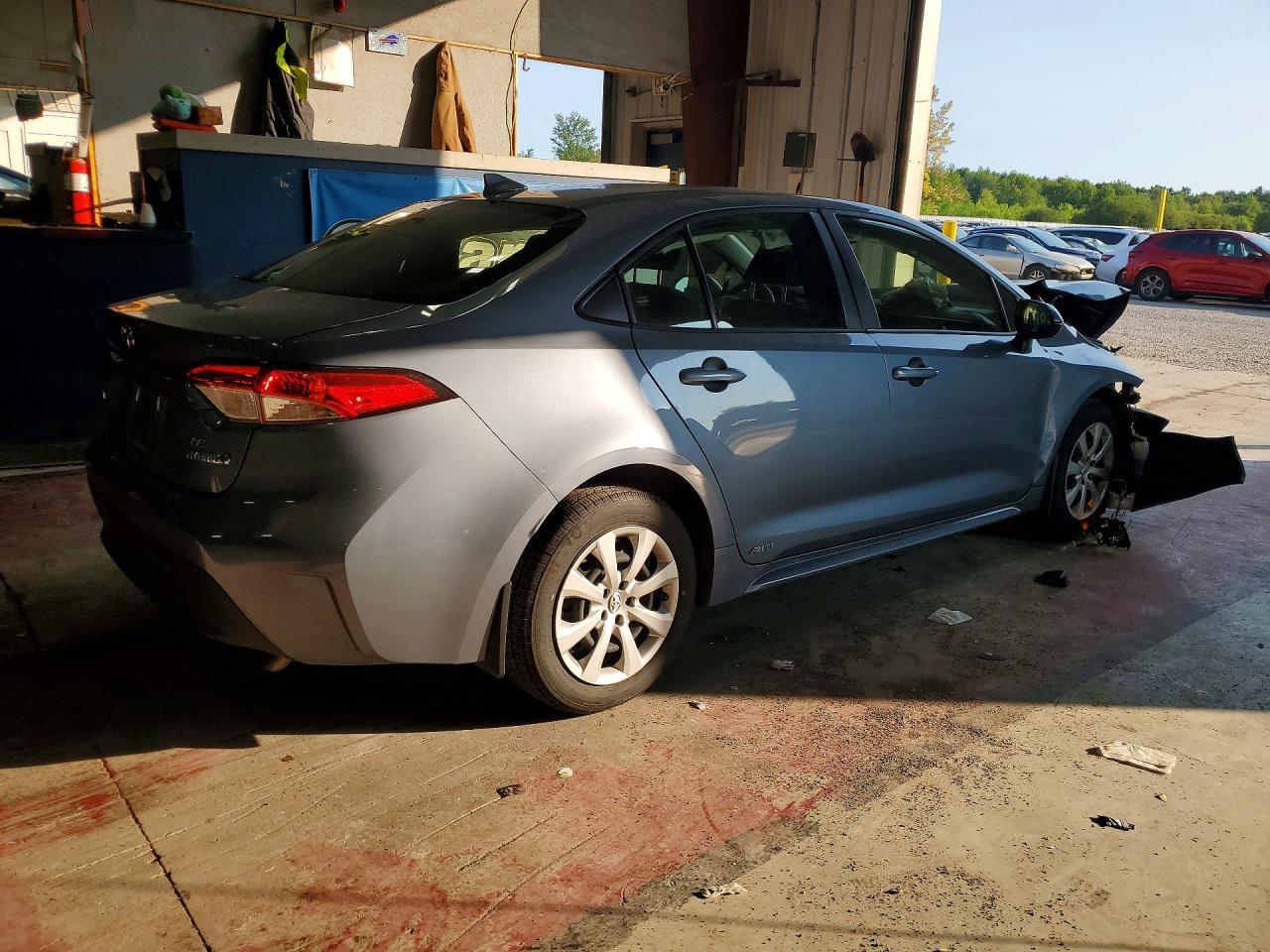 2023 Toyota Corolla Hybrid Le - Фото 3