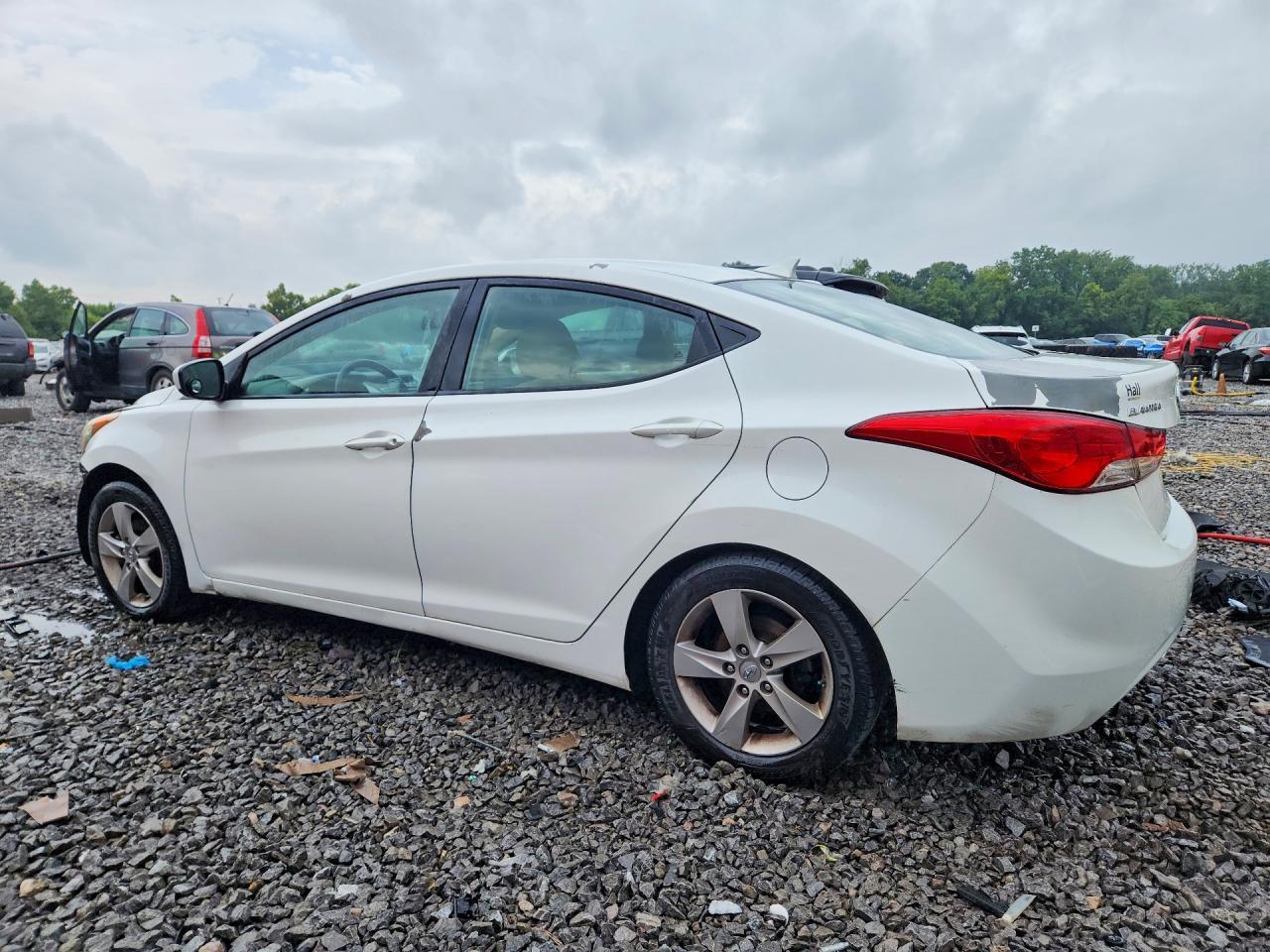 2013 Hyundai Elantra Gls - Фото 2