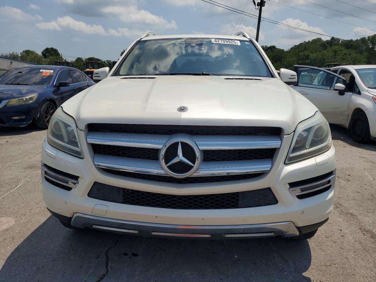 2013 Mercedes-Benz Gl 450 4Matic - Image 5