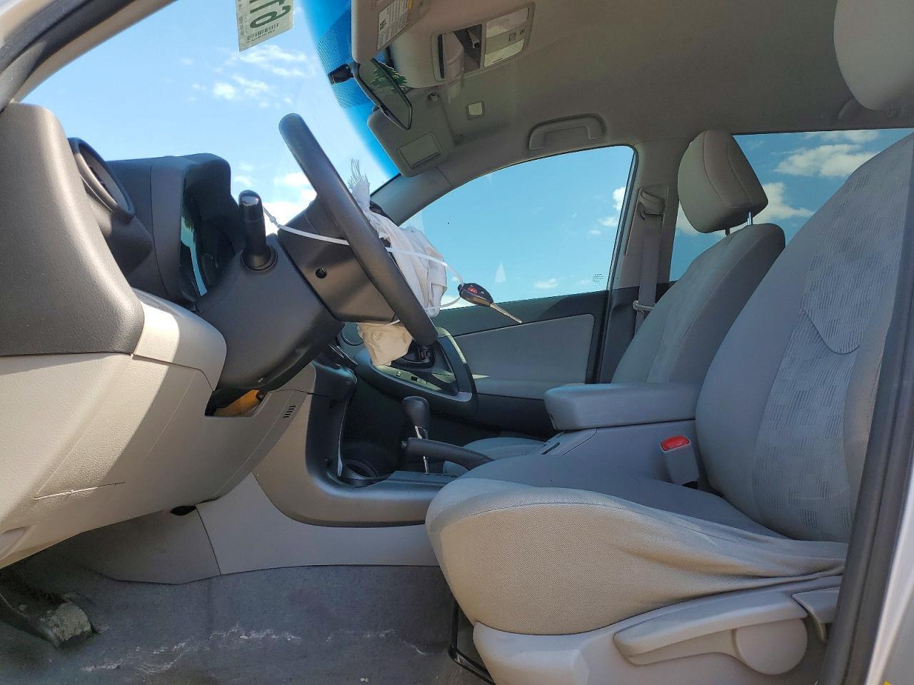 2012 Toyota Rav4 Base - Фото 7