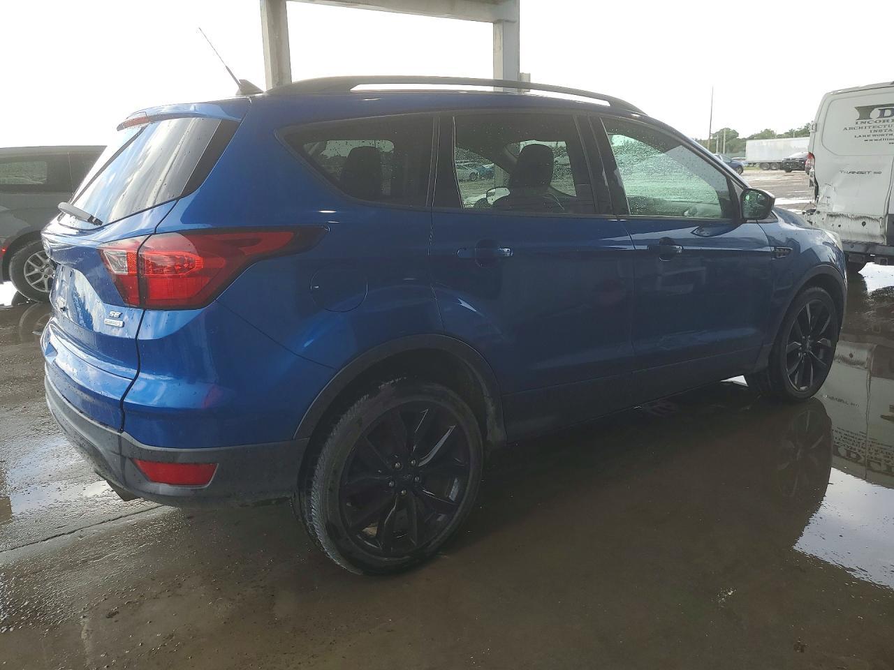 2019 Ford Escape Se - Image 3