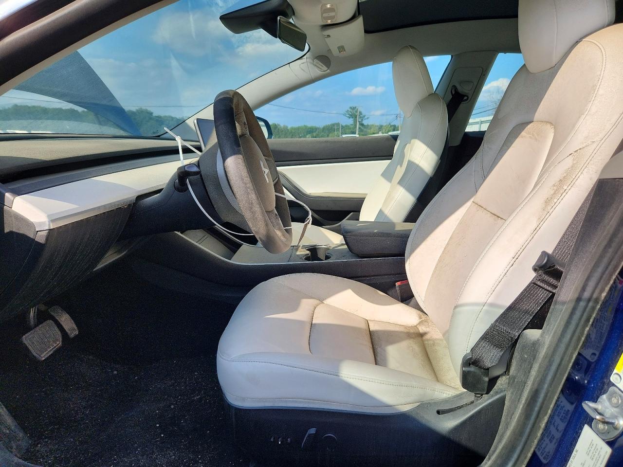 2019 Tesla Model 3 - Image 7