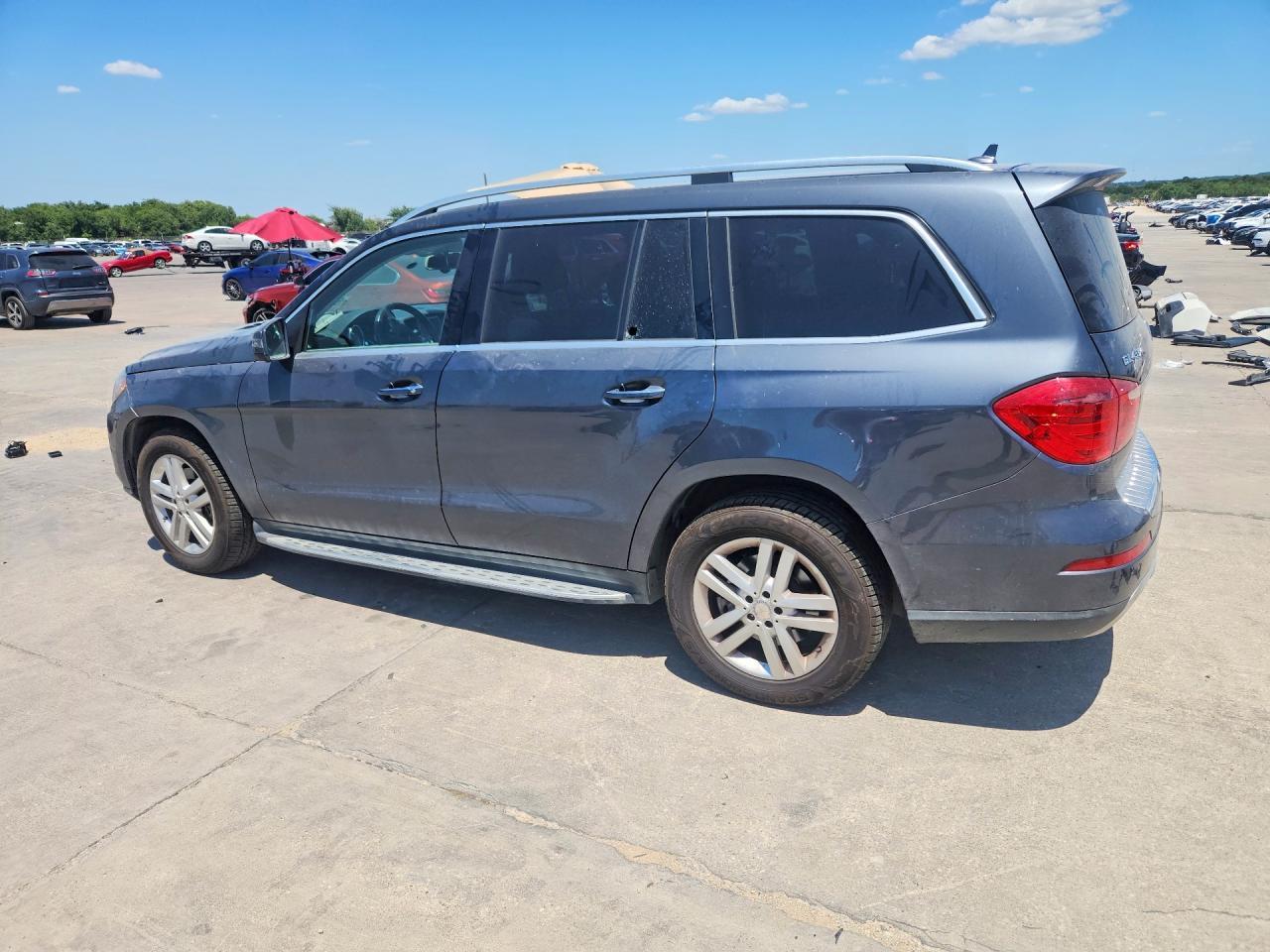 2015 Mercedes-Benz Gl 450 4Matic - Фото 2
