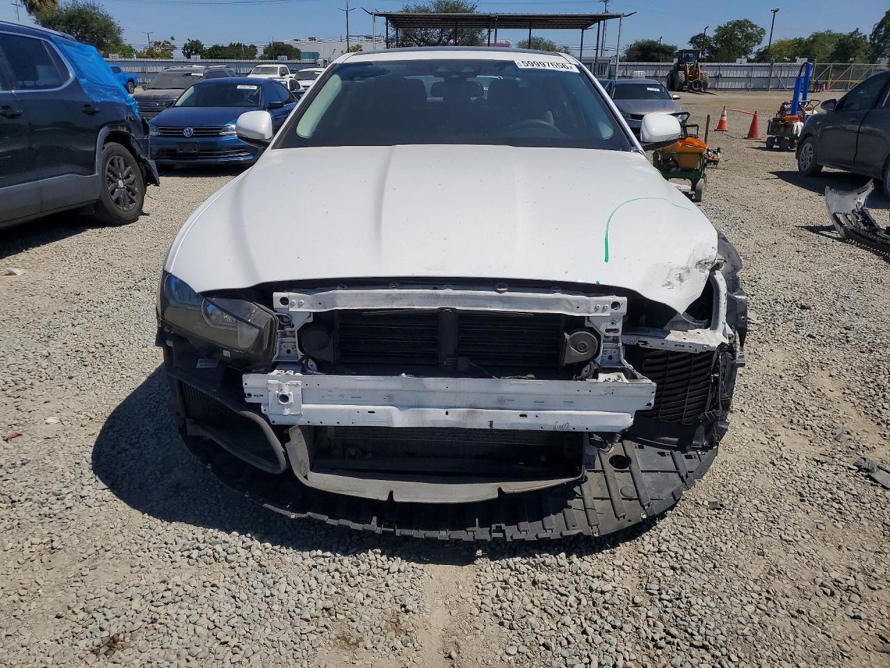 2019 Jaguar Xe Premium - Фото 5