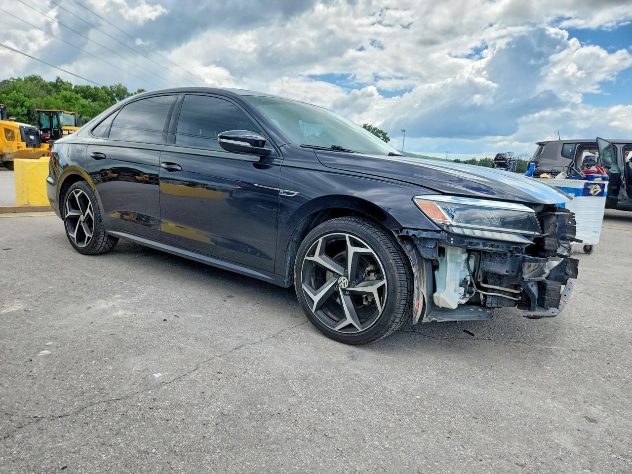 2020 Volkswagen Passat R-Line - Фото 4