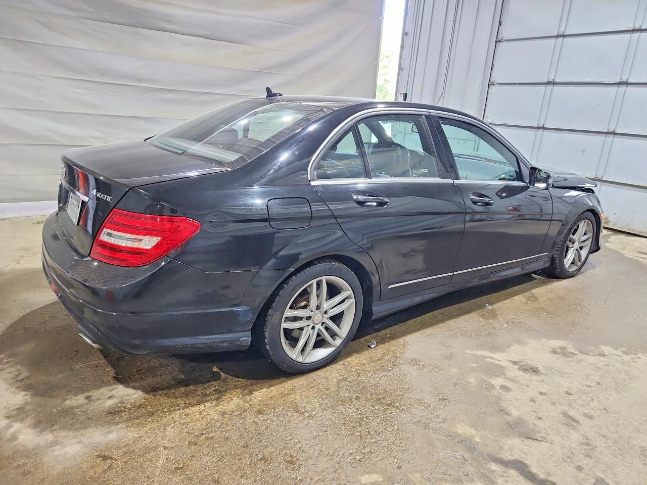 2012 Mercedes-Benz C 300 4Matic - Image 3