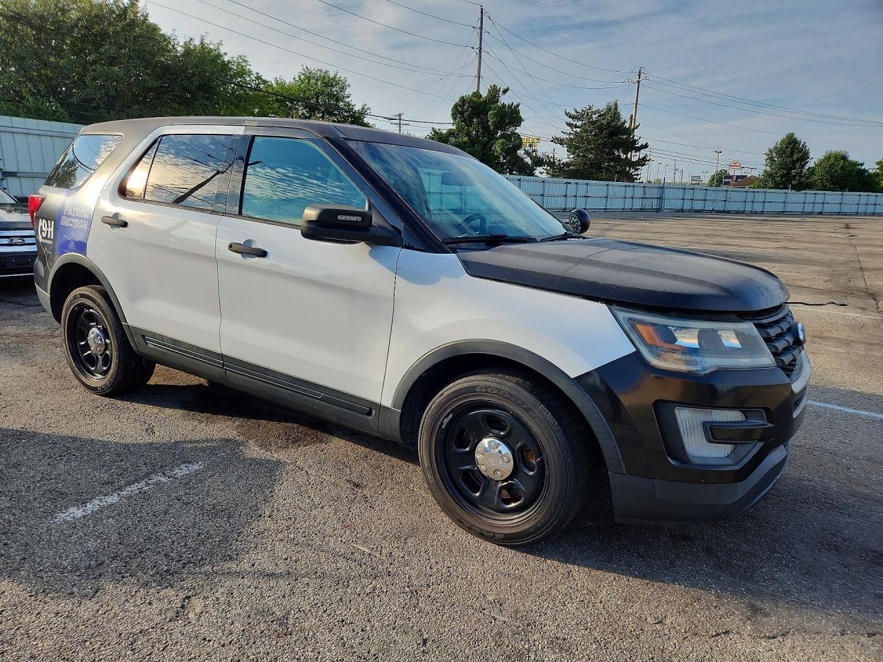 2016 Ford Explorer Police Interceptor - Image 4