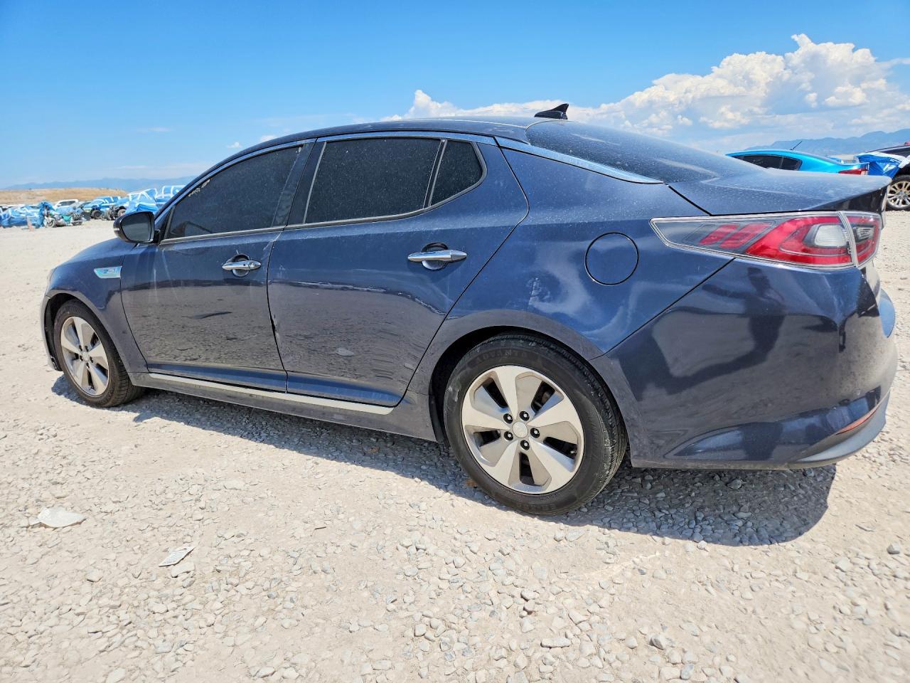 2015 Kia Optima Hybrid - Image 2