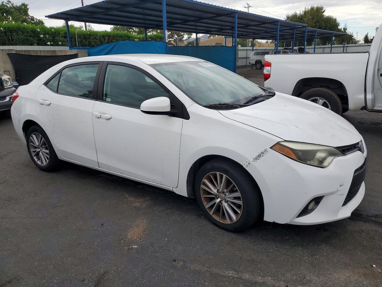 2015 Toyota Corolla Le Plus - Image 4
