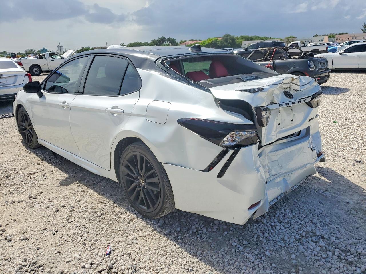 2021 Toyota Camry Xse - Image 2