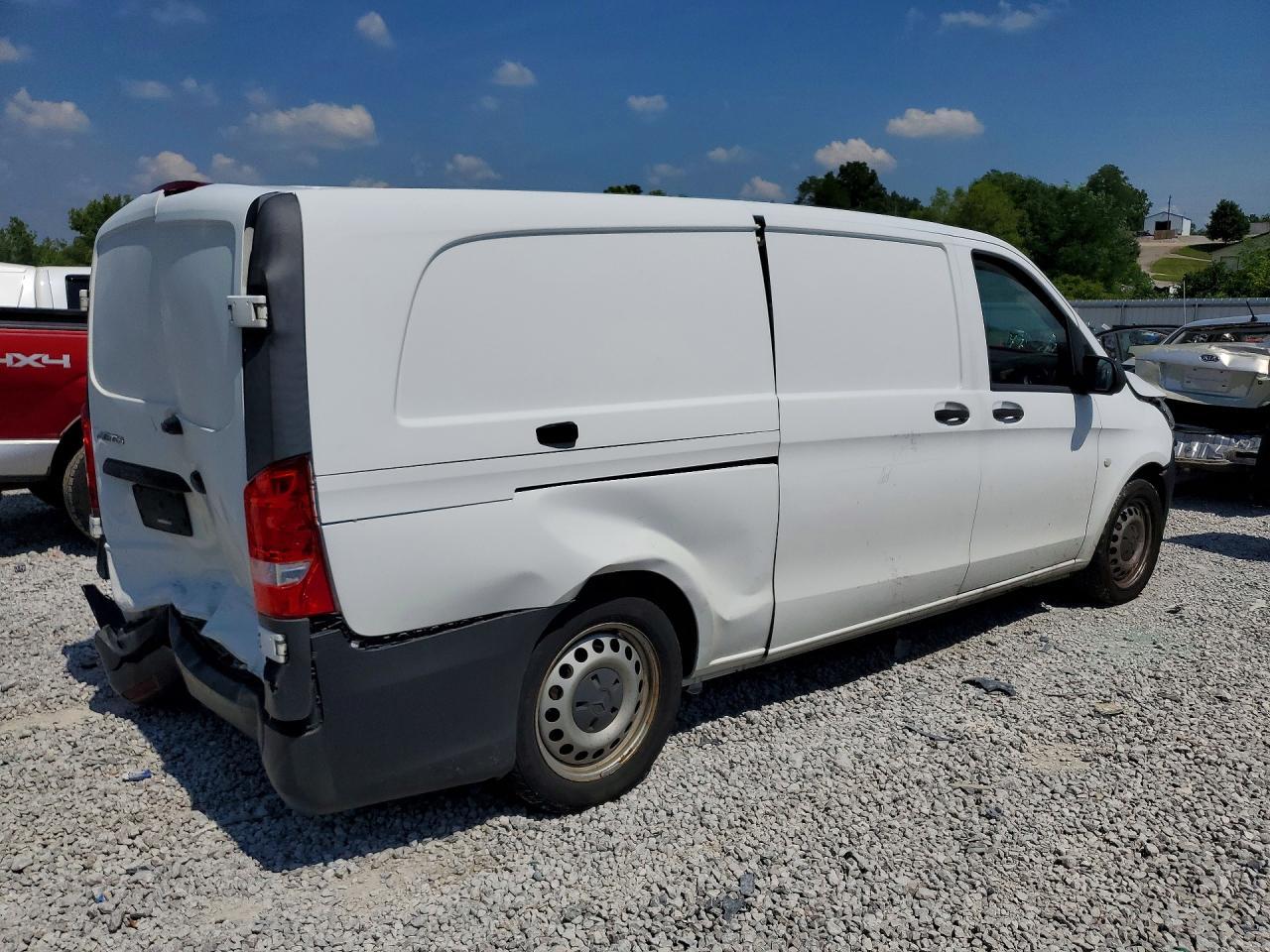2020 Mercedes-Benz Metris Delivery Van - Фото 3