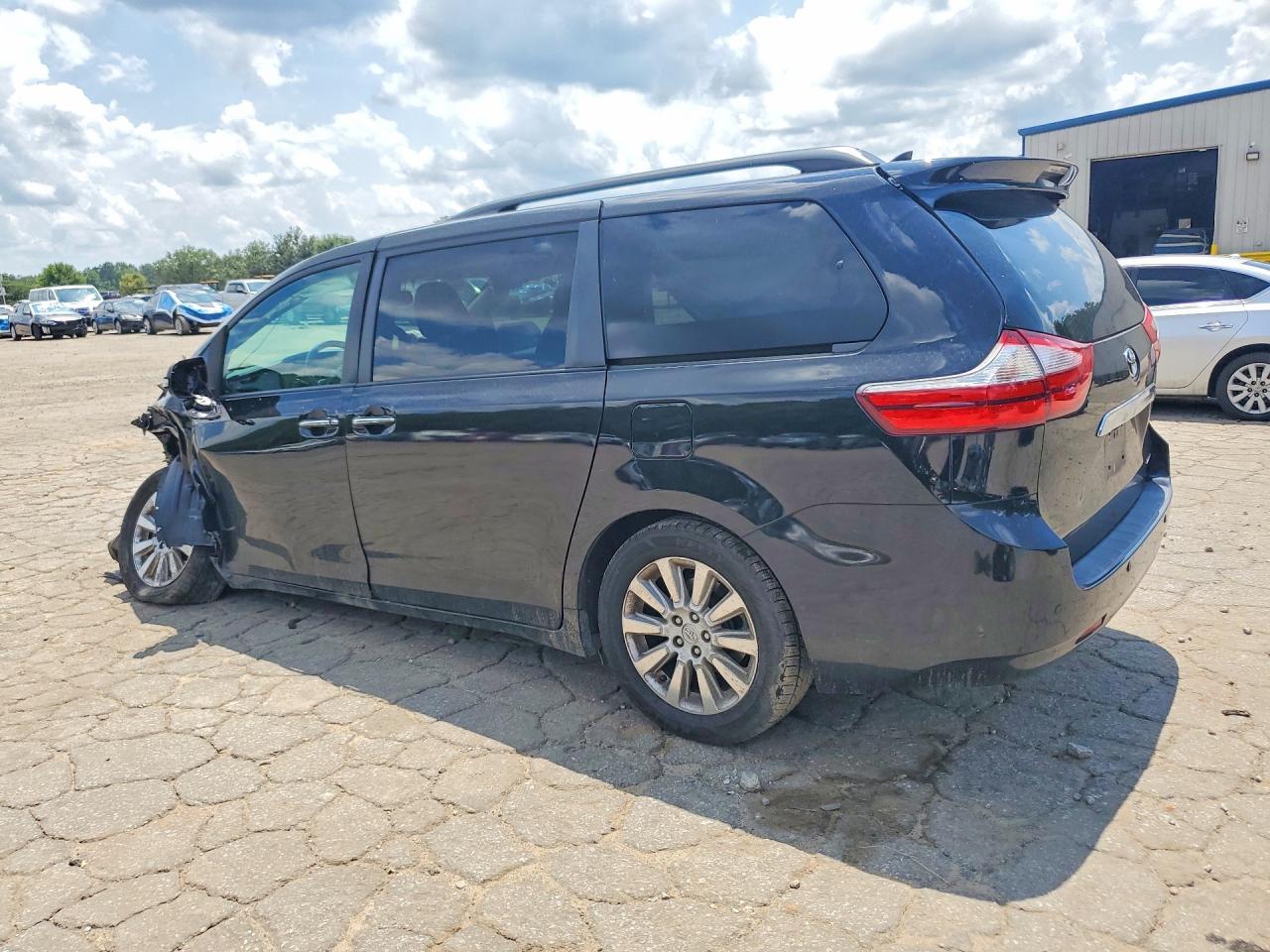 2015 Toyota Sienna Limited 7-Passenger - Image 2