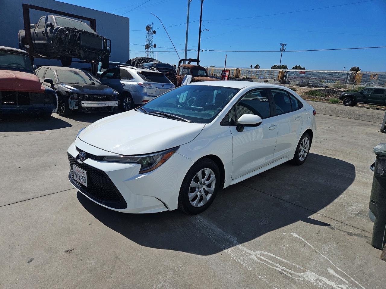 2021 Toyota Corolla Le - Фото 2