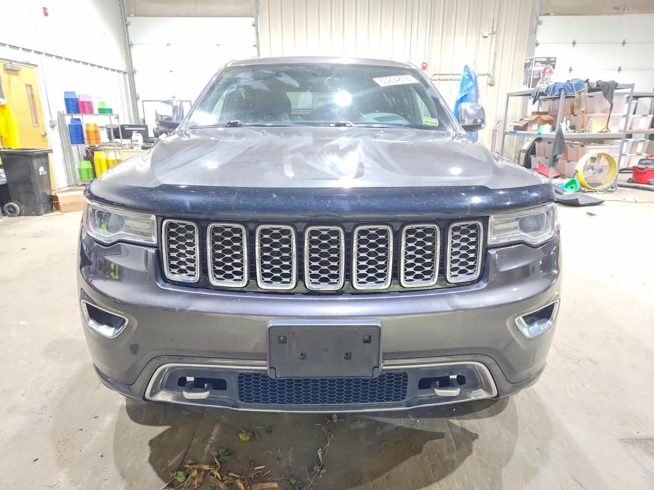 2017 Jeep Grand Cherokee Overland - Фото 5