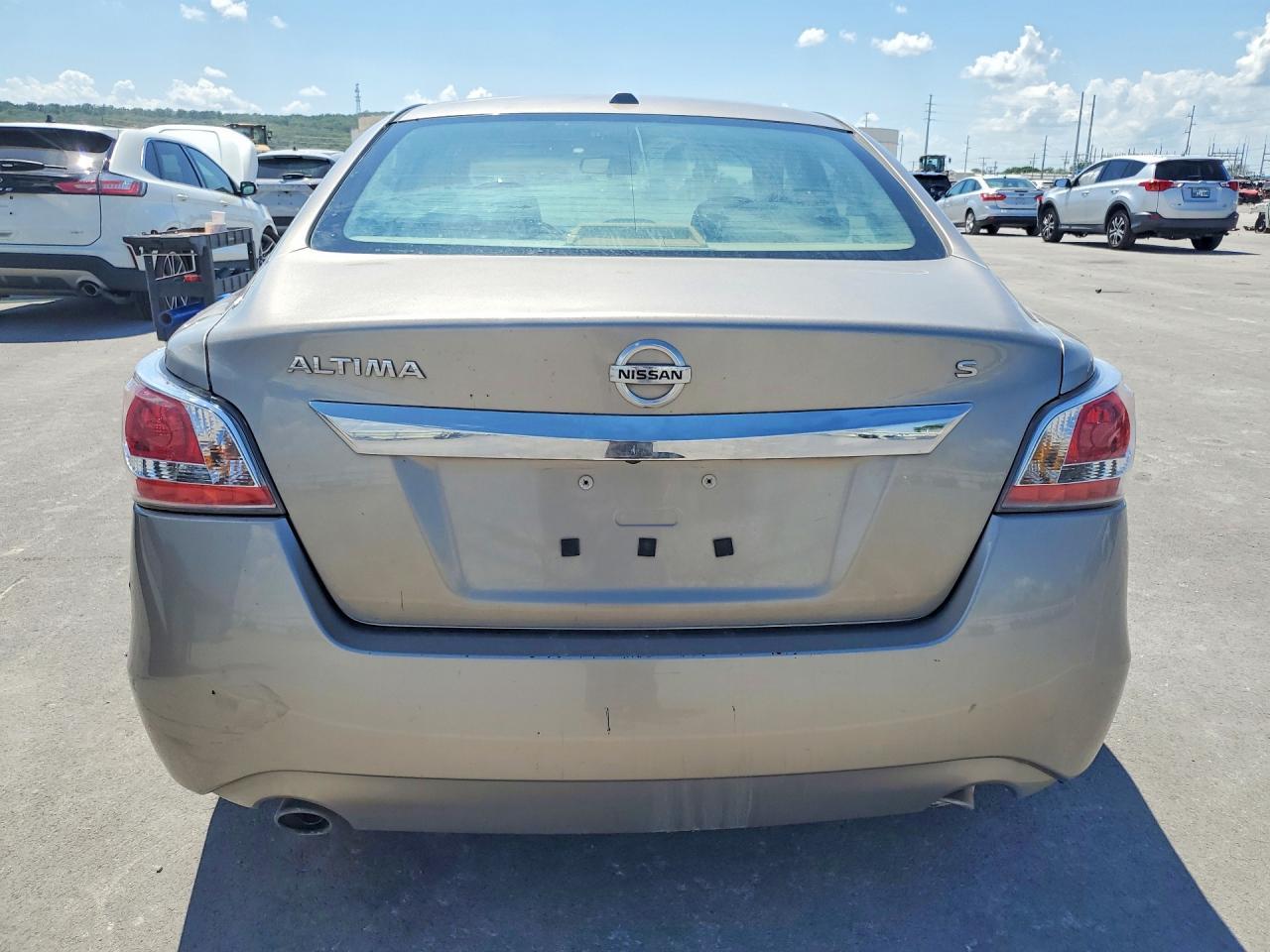 2015 Nissan Altima 2.5 S - Image 6
