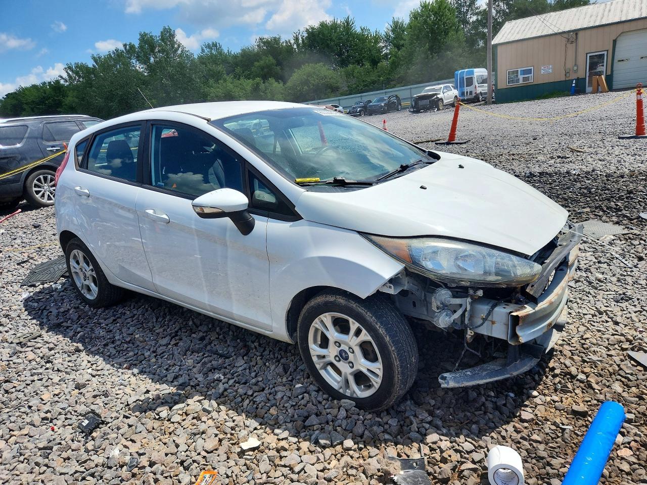 2016 Ford Fiesta Se - Image 4