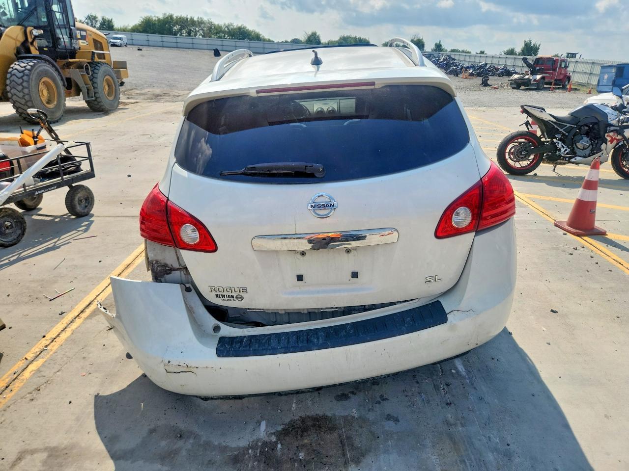 2013 Nissan Rogue S - Фото 6