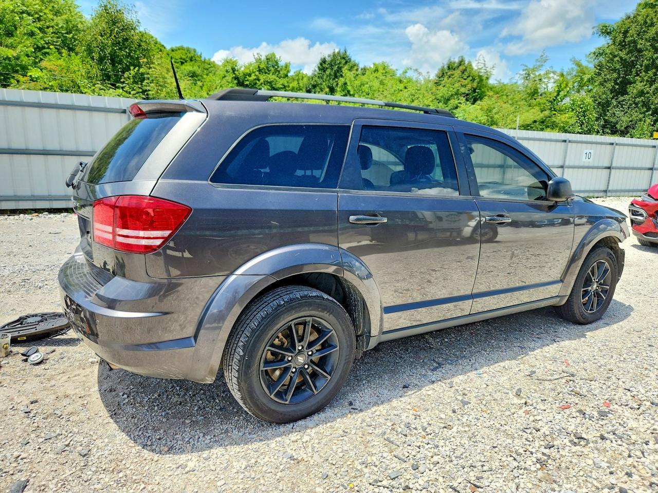 2020 Dodge Journey Se - Фото 3