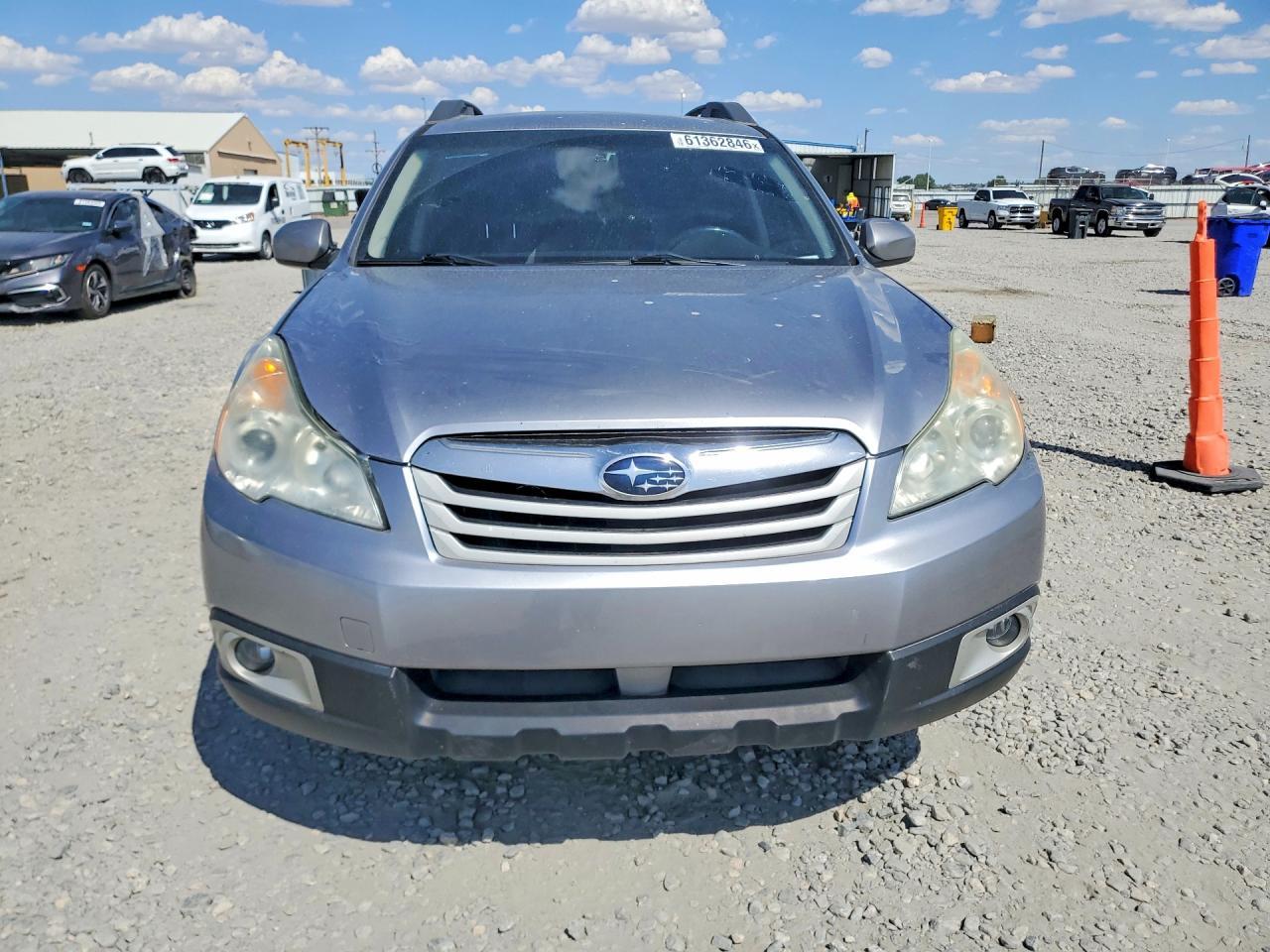 2010 Subaru Outback 2.5I Limited - Фото 5