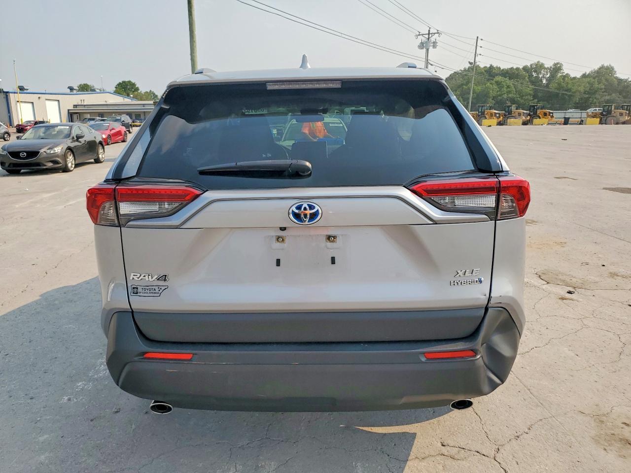 2023 Toyota Rav4 Hybrid Xle - Фото 6