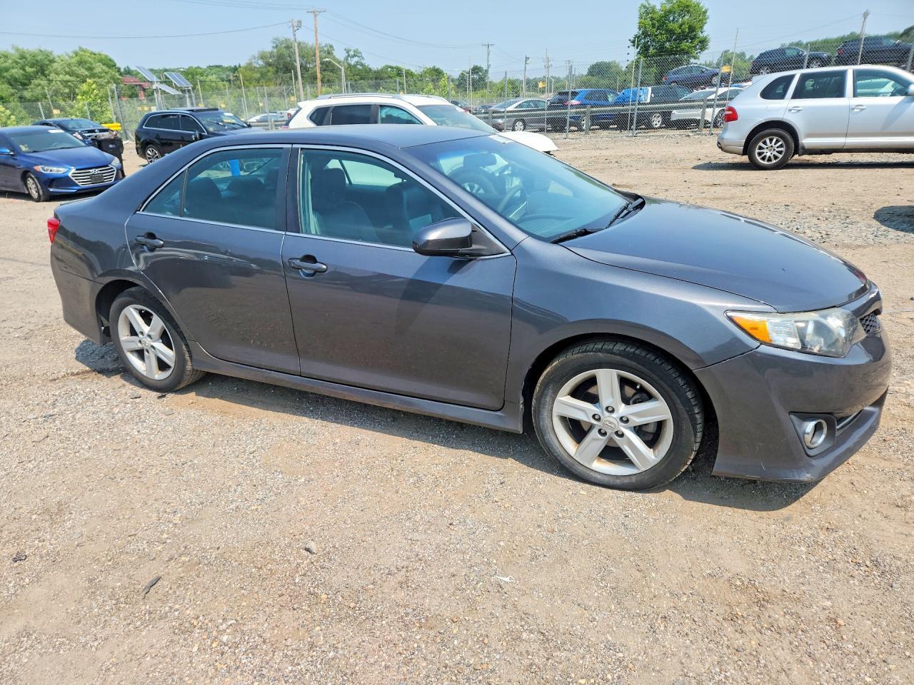 2012 Toyota Camry Se - Фото 4