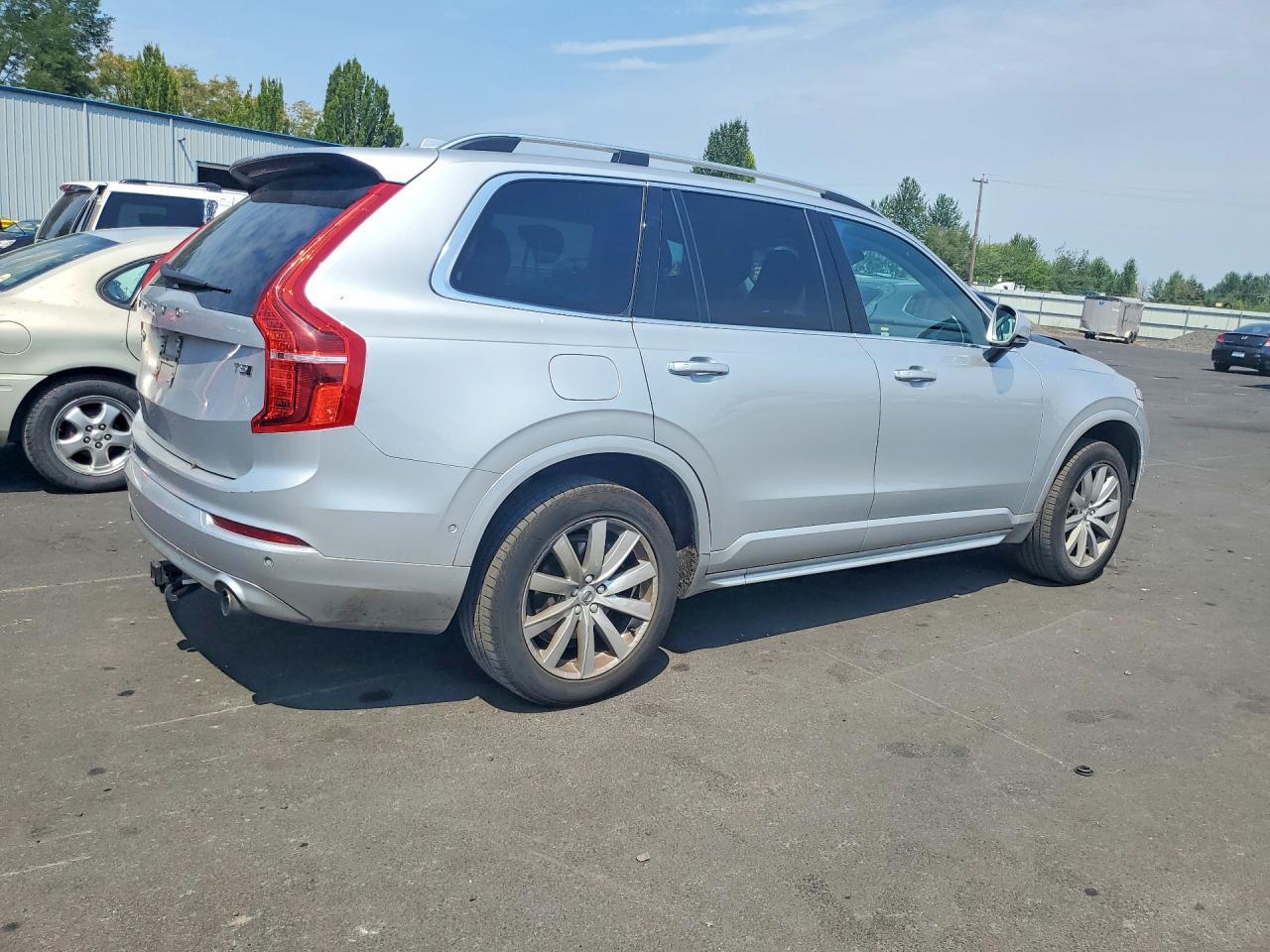 2018 Volvo Xc90 T5 - Фото 3