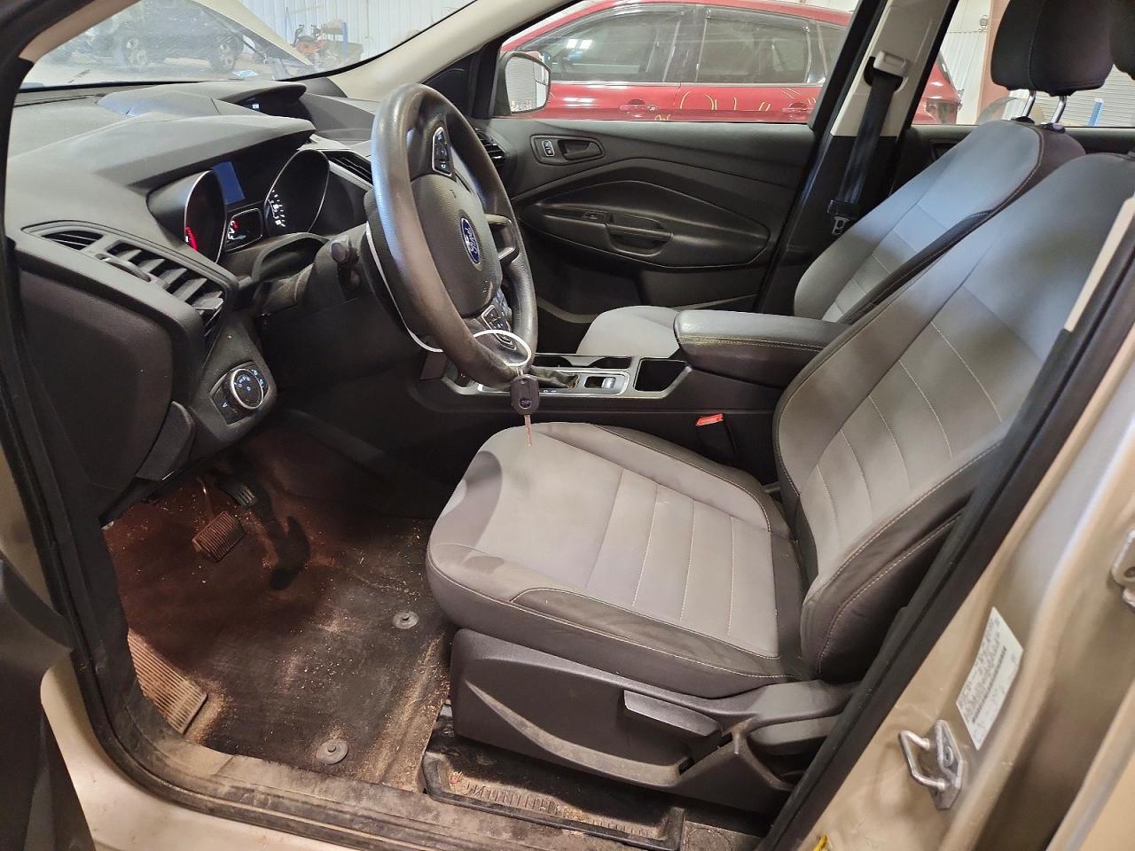 2017 Ford Escape S - Фото 7