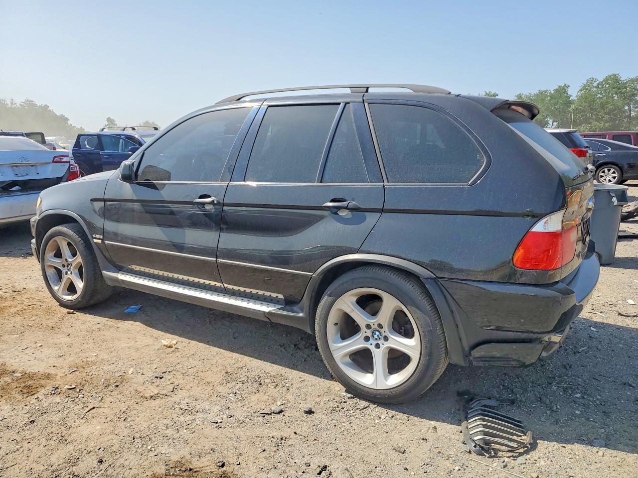 2002 BMW X5 4.6Is - Фото 2