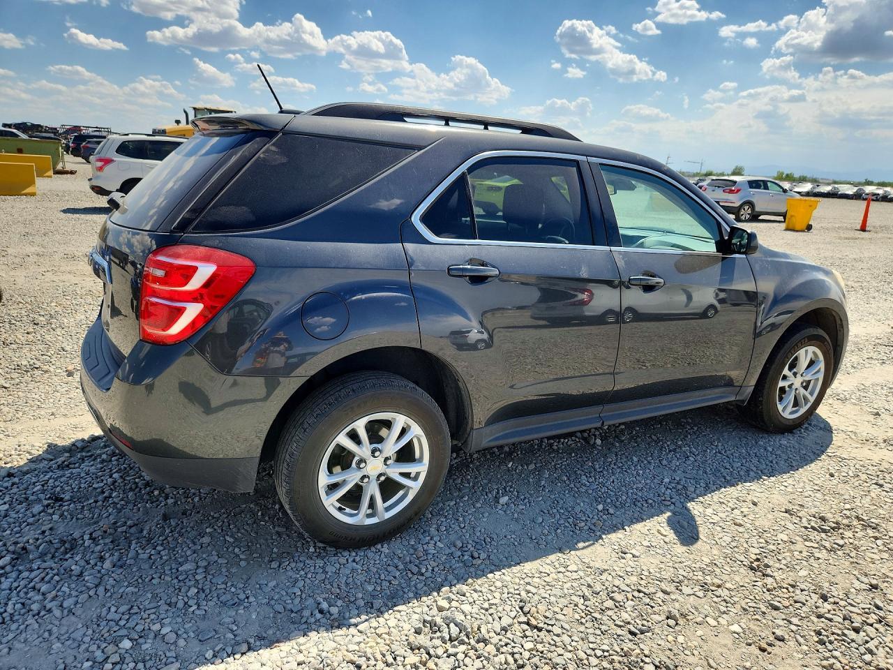 2017 Chevrolet Equinox Lt - Image 3
