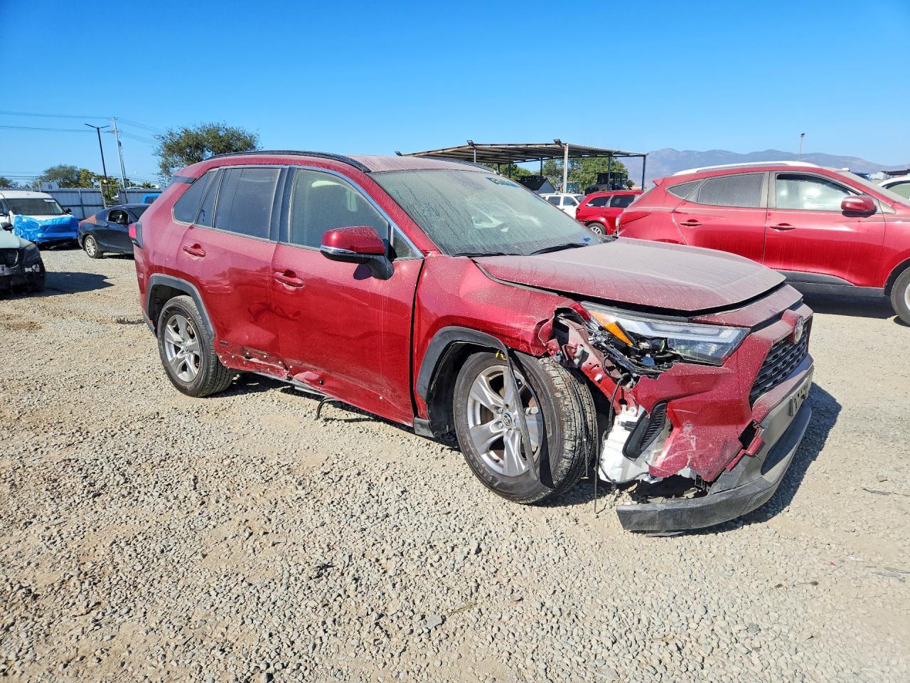 2024 Toyota Rav4 Le - Image 4