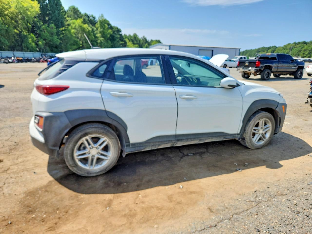 2024 Hyundai Kona Se - Image 3
