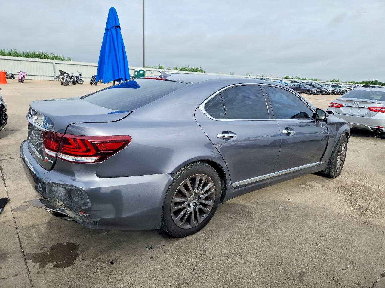 2013 Lexus Ls 460 - Image 3