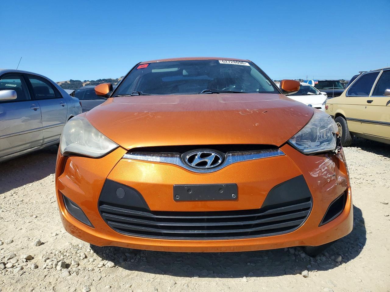 2013 Hyundai Veloster Base - Image 5