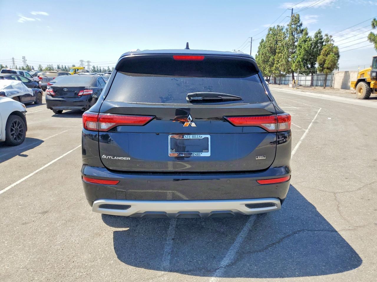2022 Mitsubishi Outlander Sel - Image 6