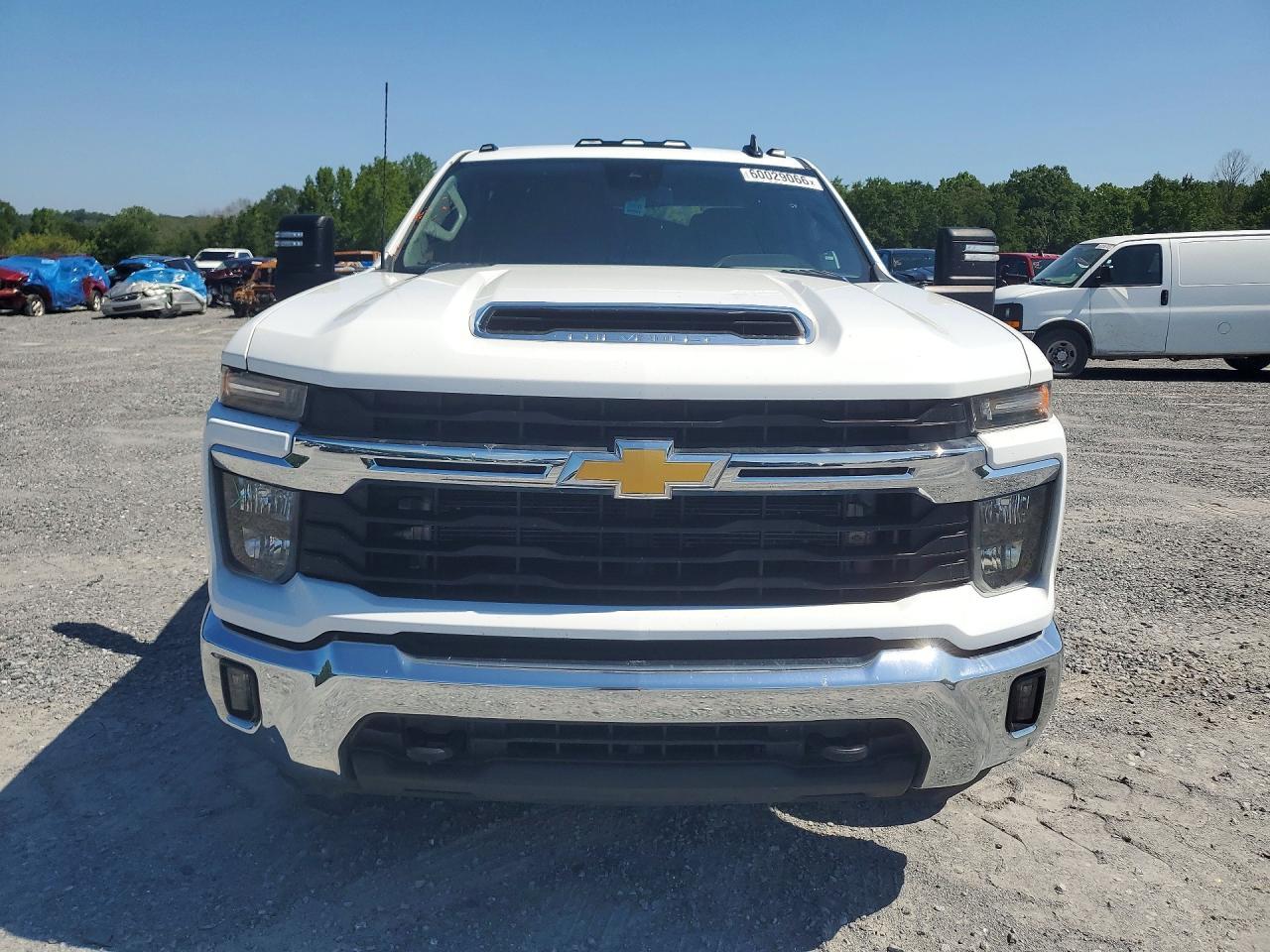 2024 Chevrolet Silverado K3500 Lt - Image 5