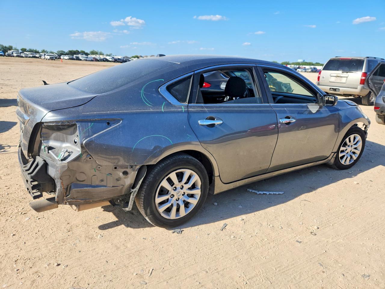 2015 Nissan Altima 2.5 S - Image 3