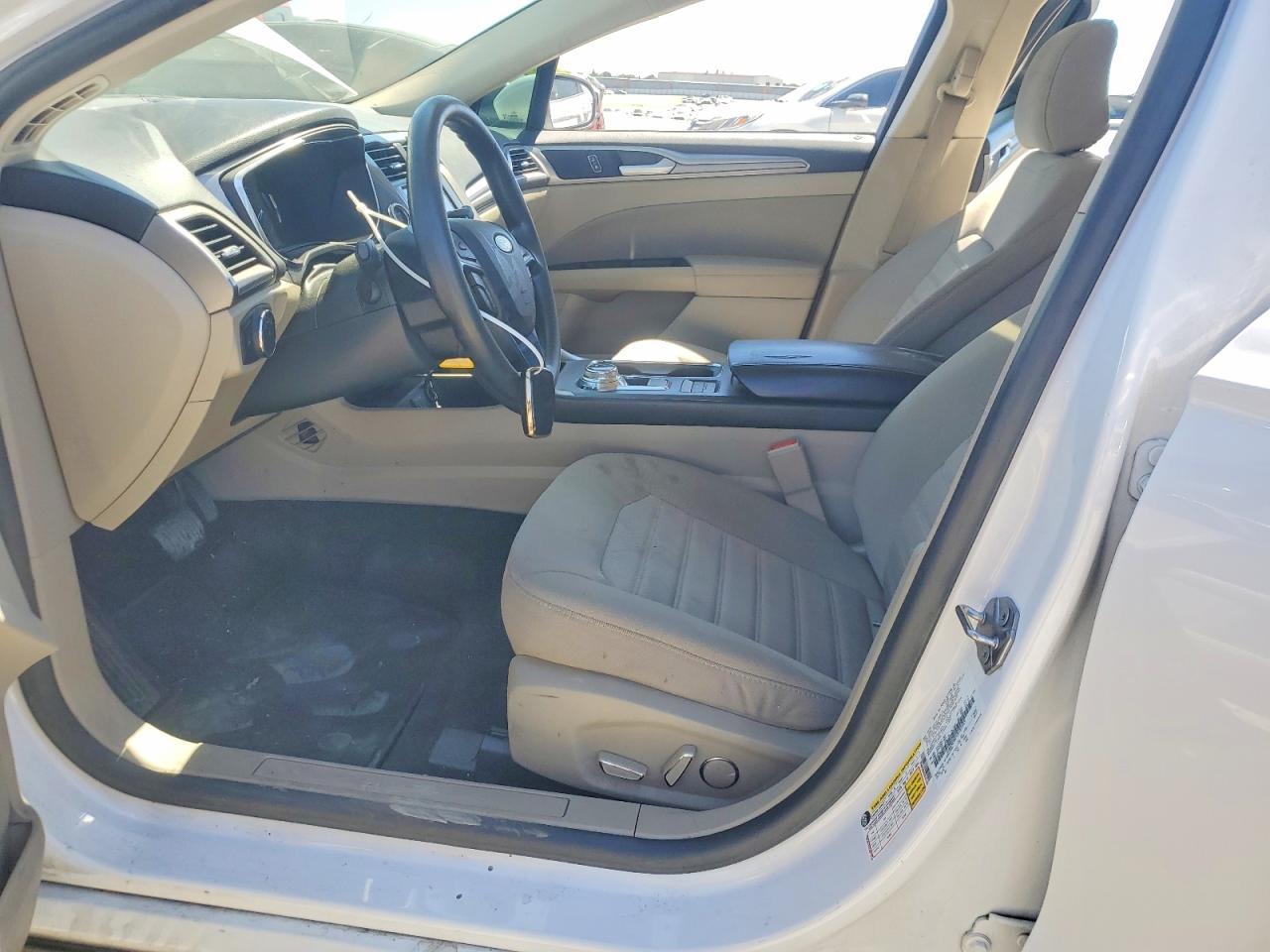2020 Ford Fusion Se - Фото 7