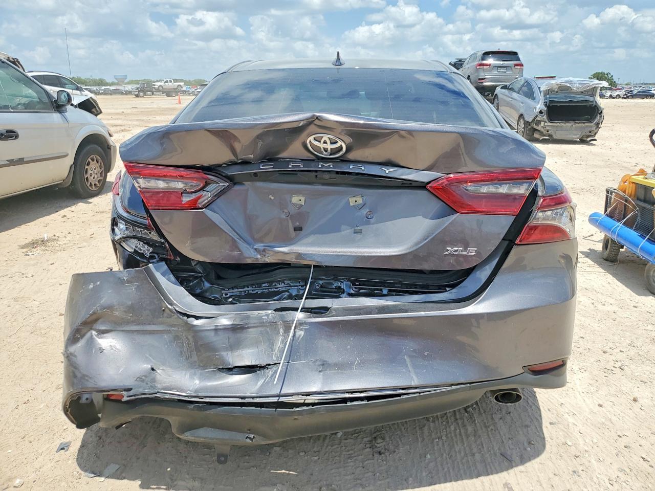 2023 Toyota Camry Xle - Фото 6