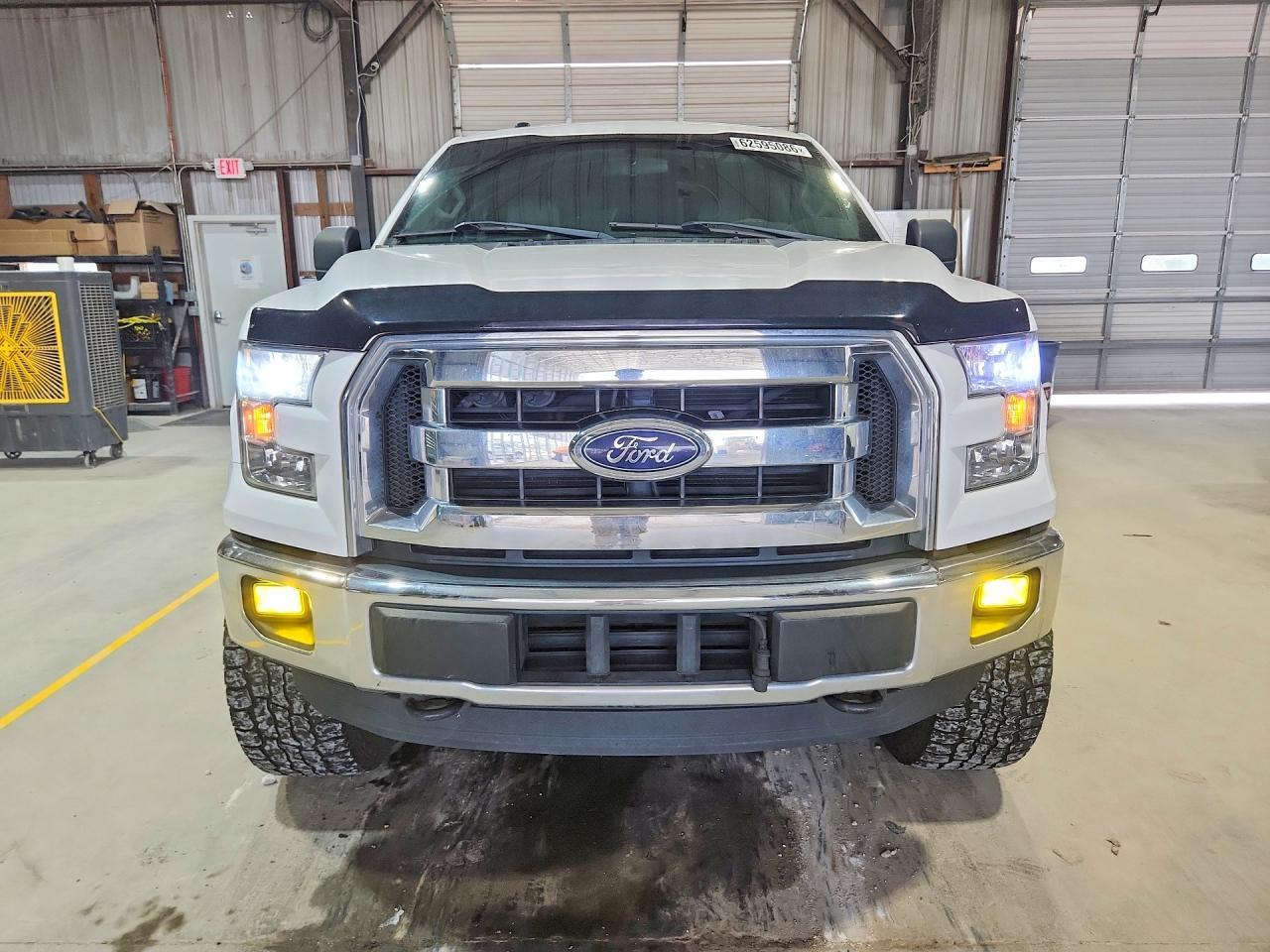 2015 Ford F150 Supercrew - Фото 5