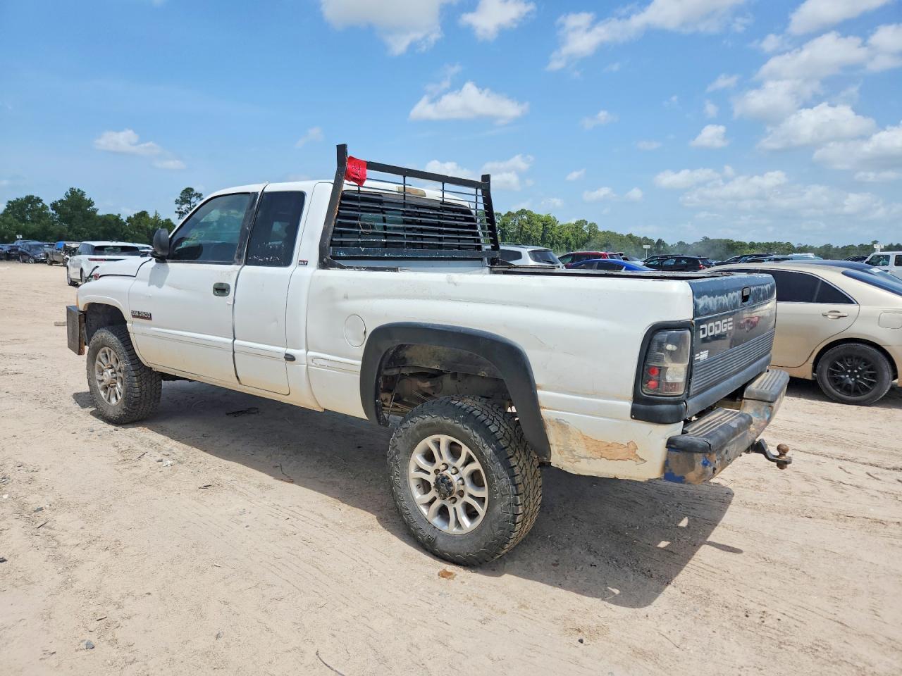 1999 Dodge Ram 2500 - Image 2