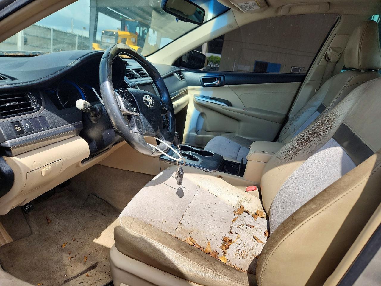 2013 Toyota Camry Hybrid Xle - Image 7