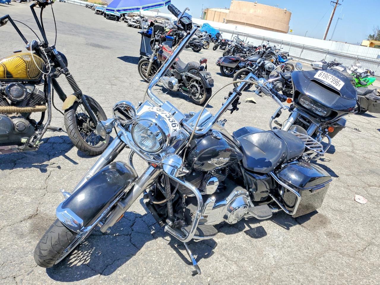 2015 Harley-Davidson Flhr Road King - Image 3