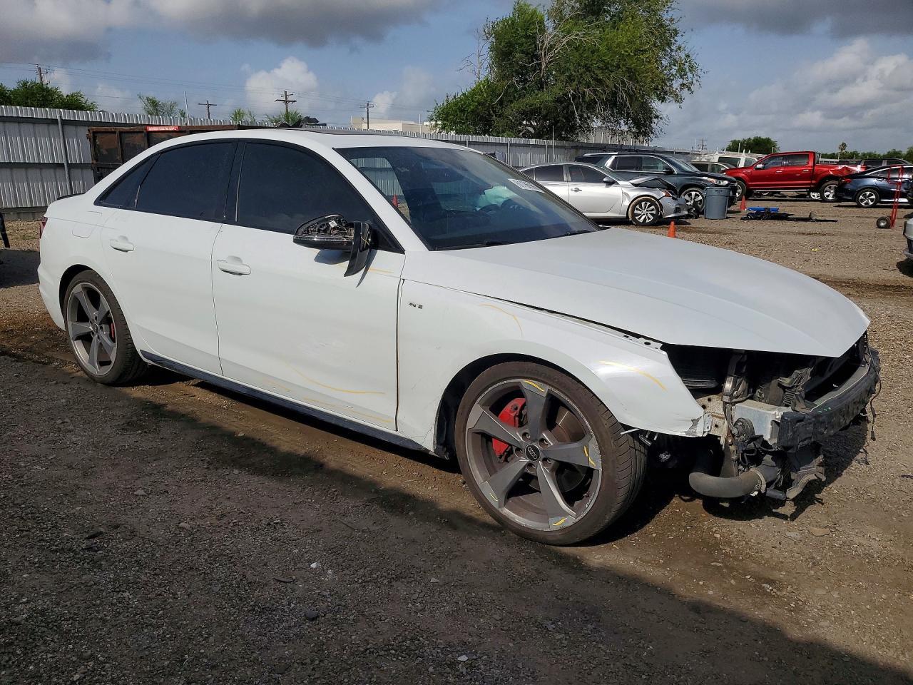 2023 Audi A4 Premium Plus 45 - Image 4