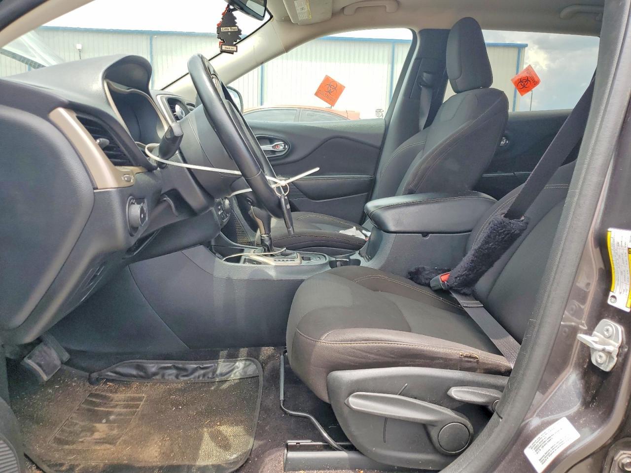 2016 Jeep Cherokee Latitude - Image 7