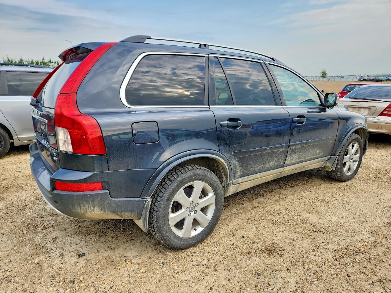 2011 Volvo Xc90 3.2 - Image 3