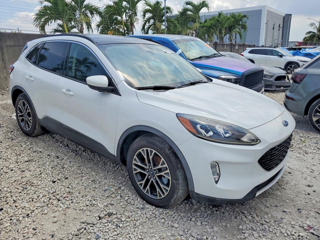 2020 Ford Escape Sel - Фото 4