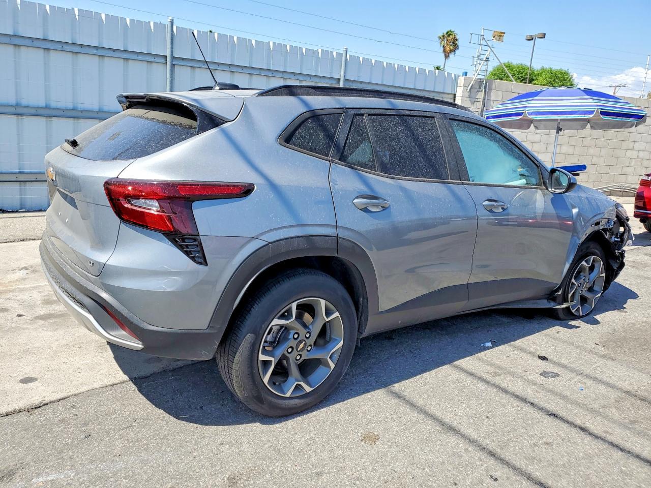 2025 Chevrolet Trax 1Lt - Фото 3