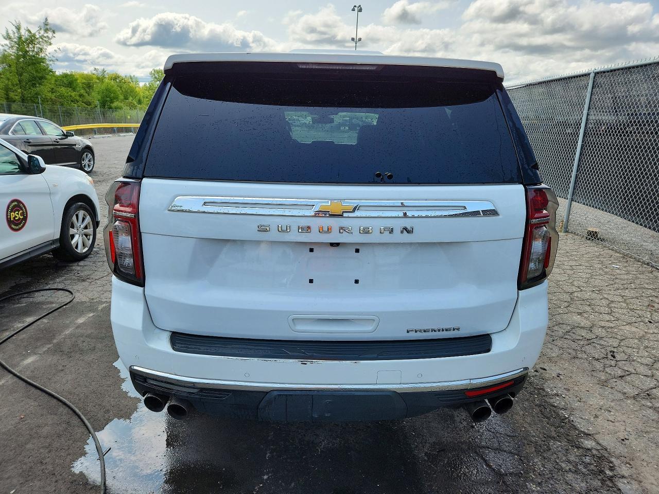 2022 Chevrolet Suburban C1500 Premier - Фото 6