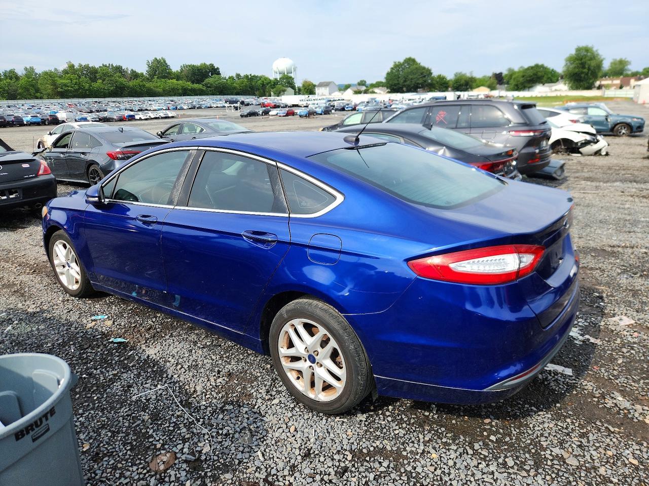 2016 Ford Fusion Se - Фото 2
