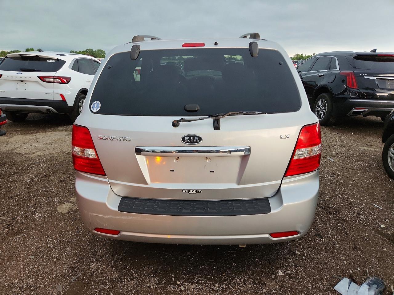 2008 Kia Sorento Base - Image 6
